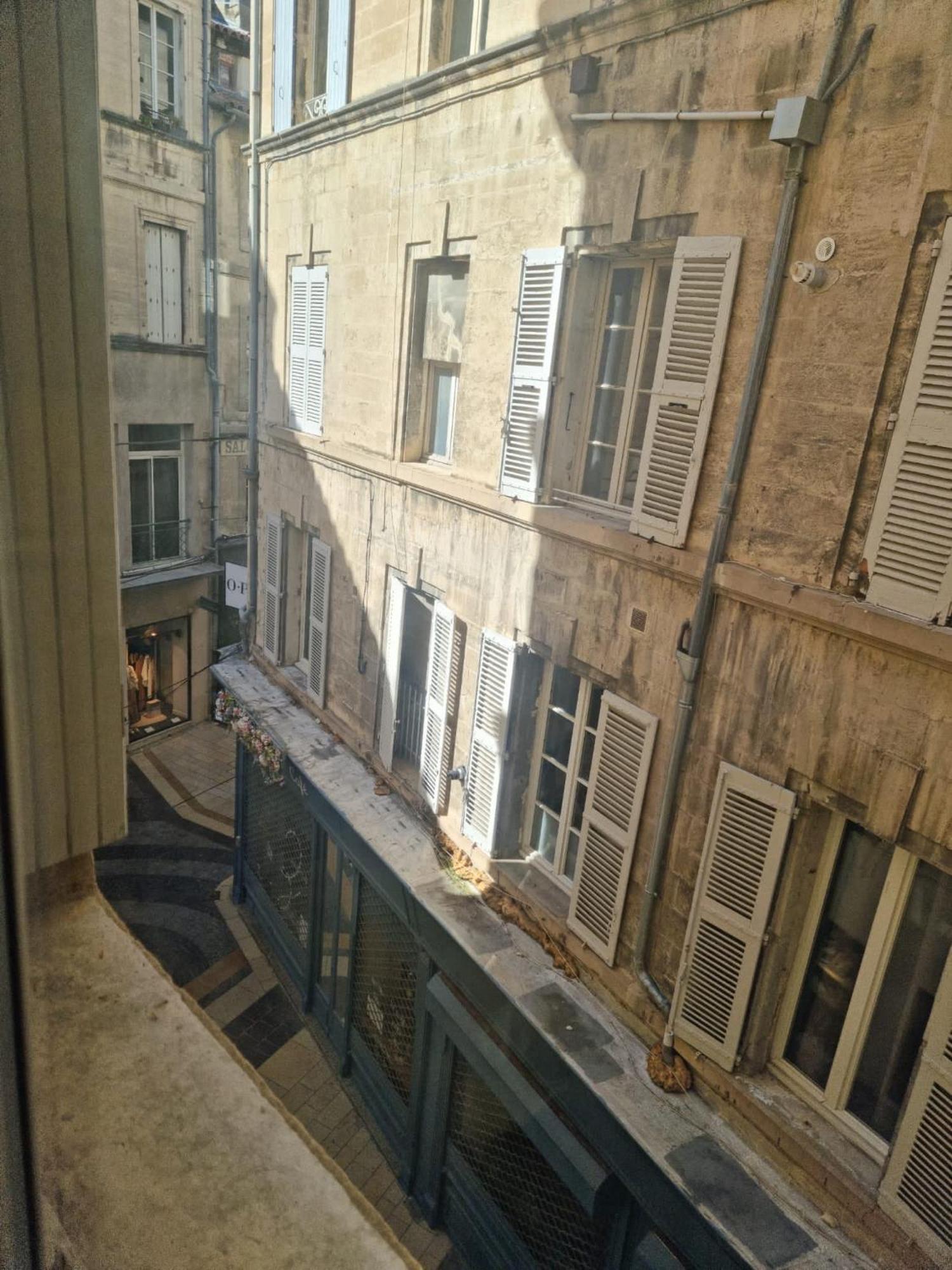 Appartement Intramuros En Hyper Centre Ville Αβινιόν Εξωτερικό φωτογραφία